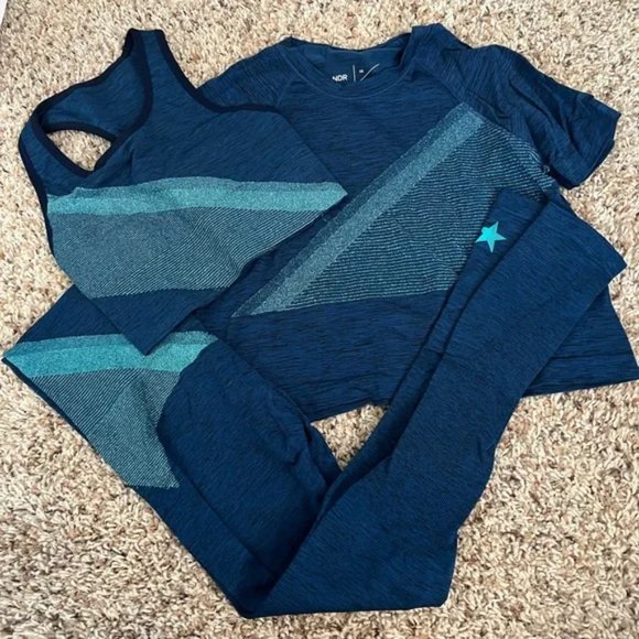 New LNDR Comet Poseidon Marl boxy oversized metallic panel cropped t-shirt top - Picture 14 of 14